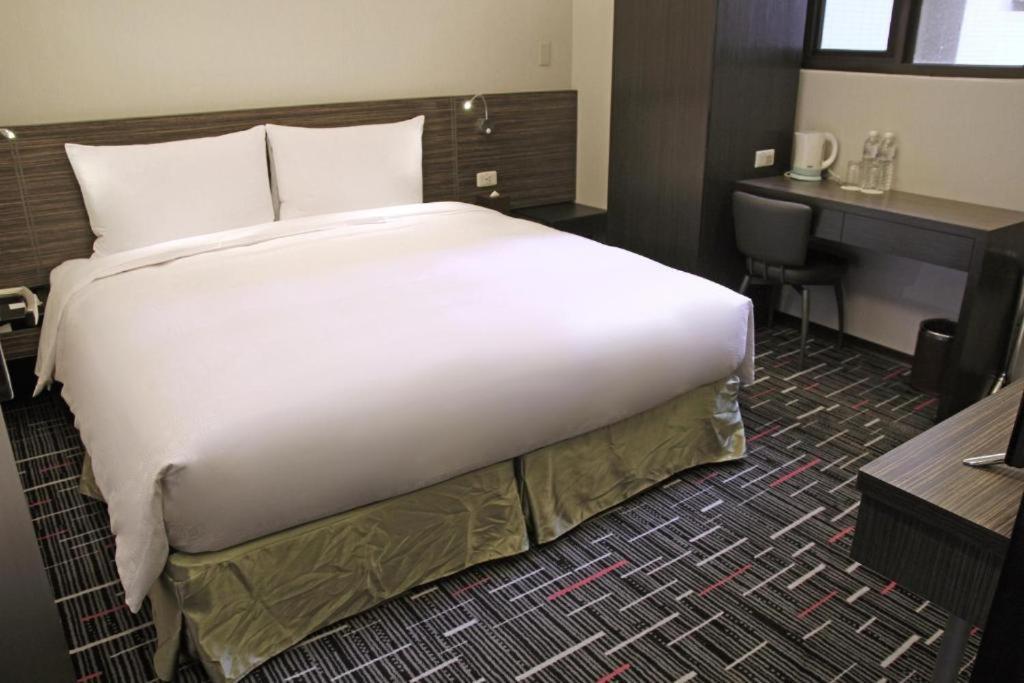 Capital Hotel Songshan Taipei Dış mekan fotoğraf